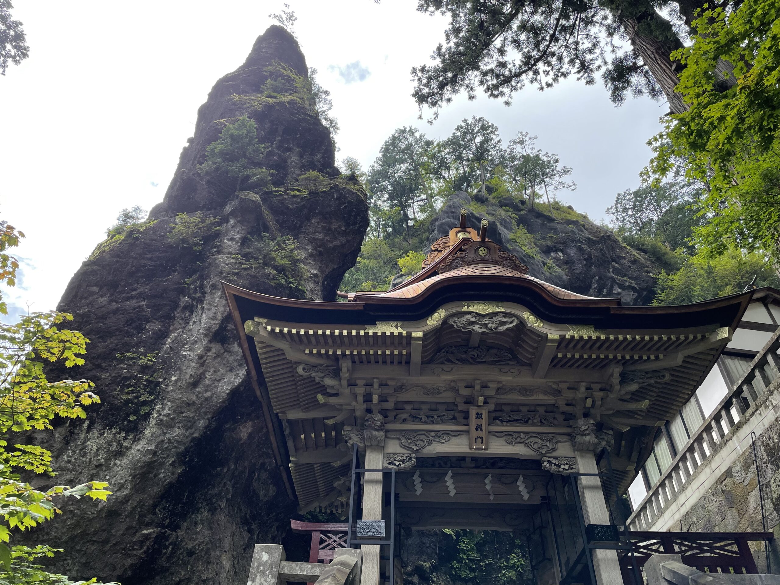 榛名神社